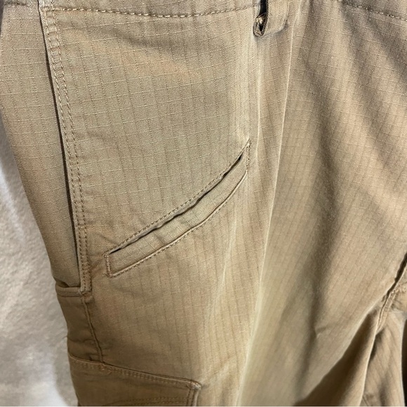 5.11 Work Gear Men's Stryke 11-Inch Inseam Shorts, Flex-Tac Ripstop Fabric Sz 44 - Picture 4 of 9